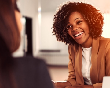 Employee meeting with a Customer
